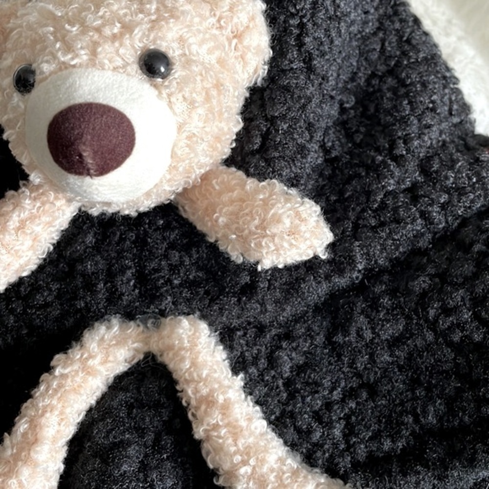 NWOT Teddy Bear Bucket Hat - Picture 4 of 9